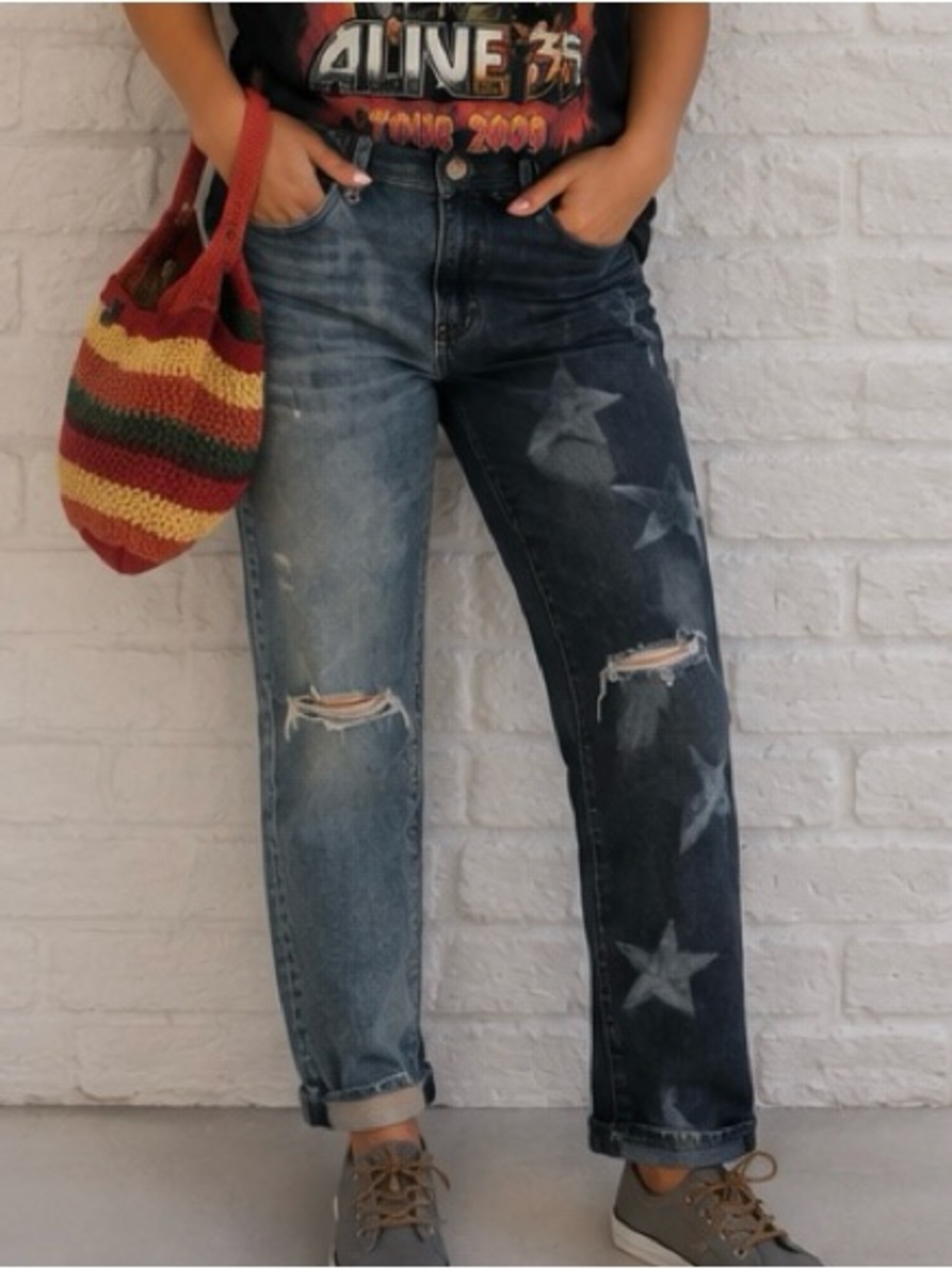 American Eagle Hi-Rise Jegging Jeans Distressed with Stars design Size 2